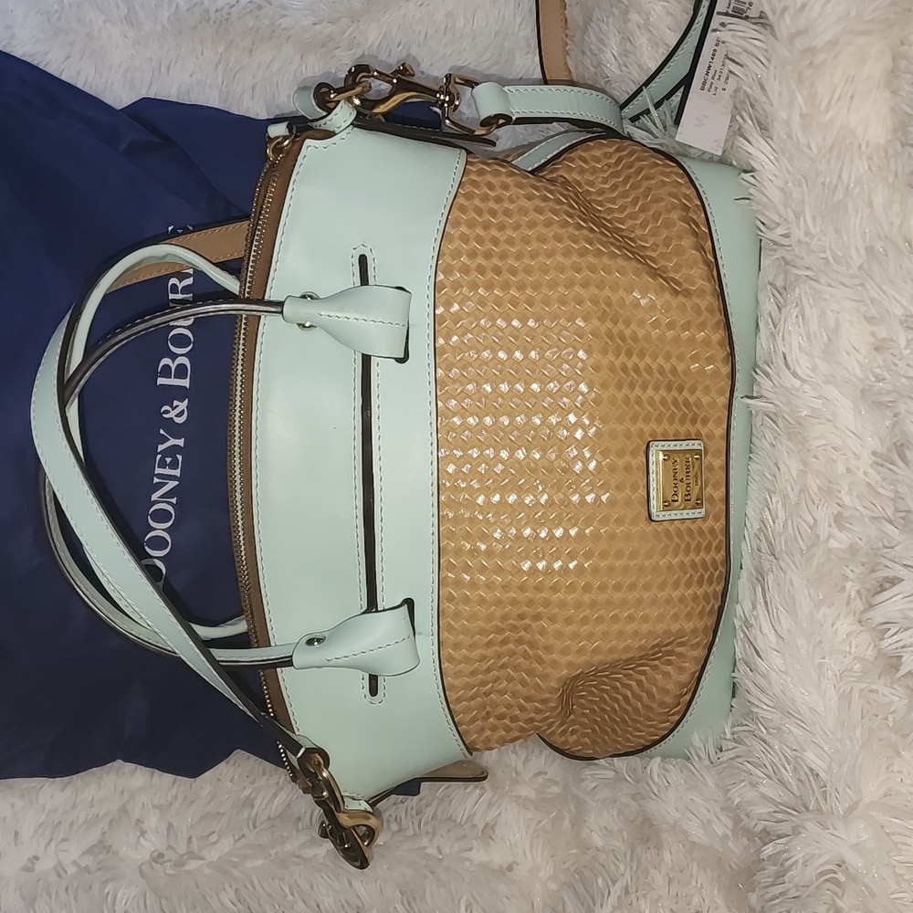 Dooney & Bourke